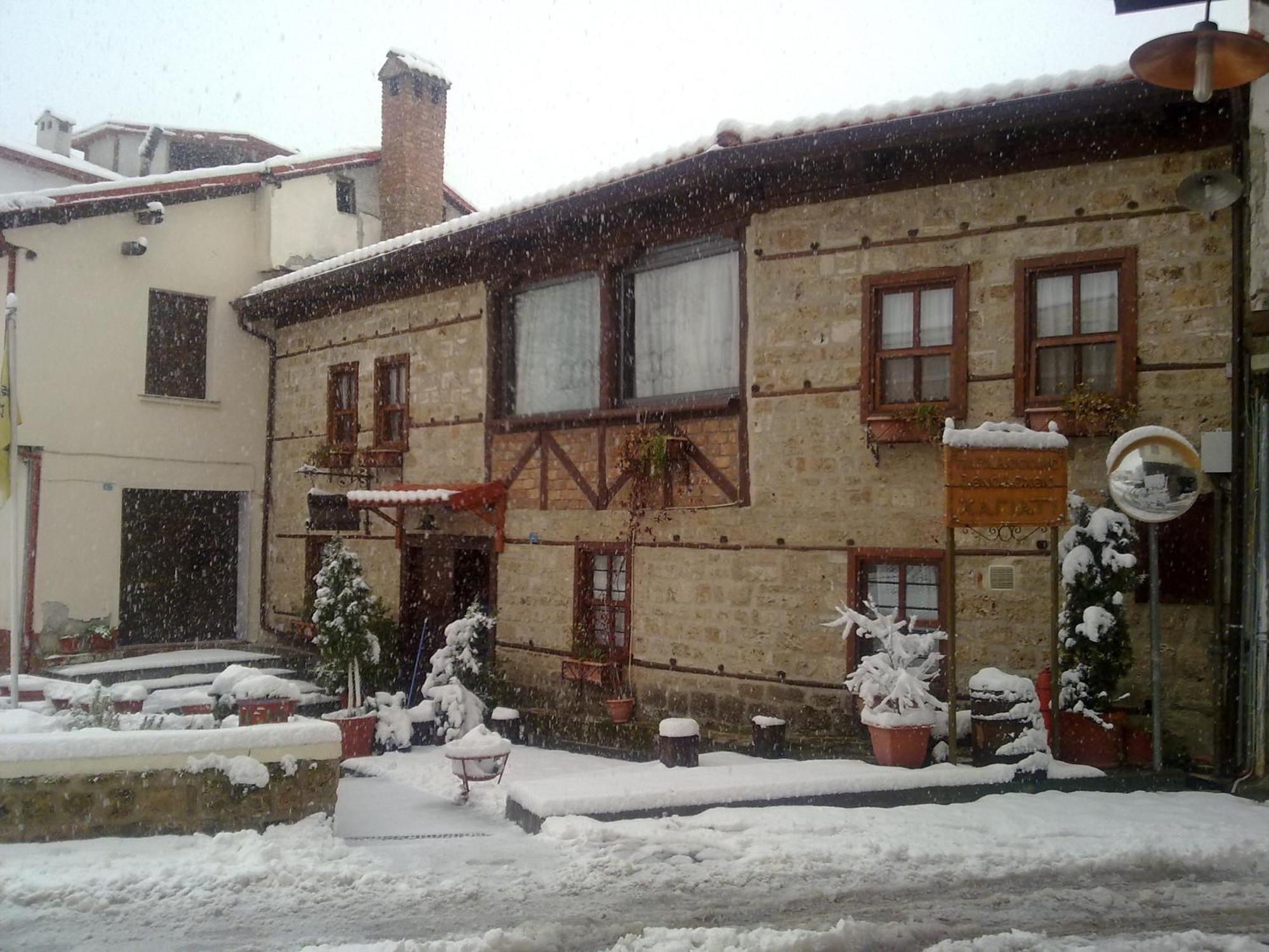 Hagiati Guesthouse Эдесса Экстерьер фото