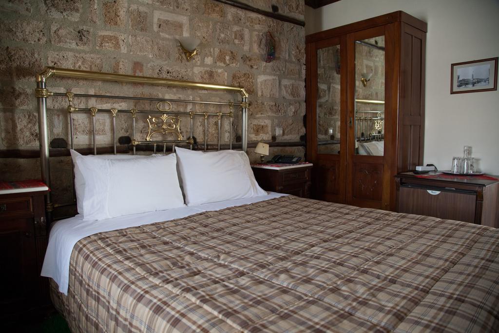 Hagiati Guesthouse Эдесса Номер фото